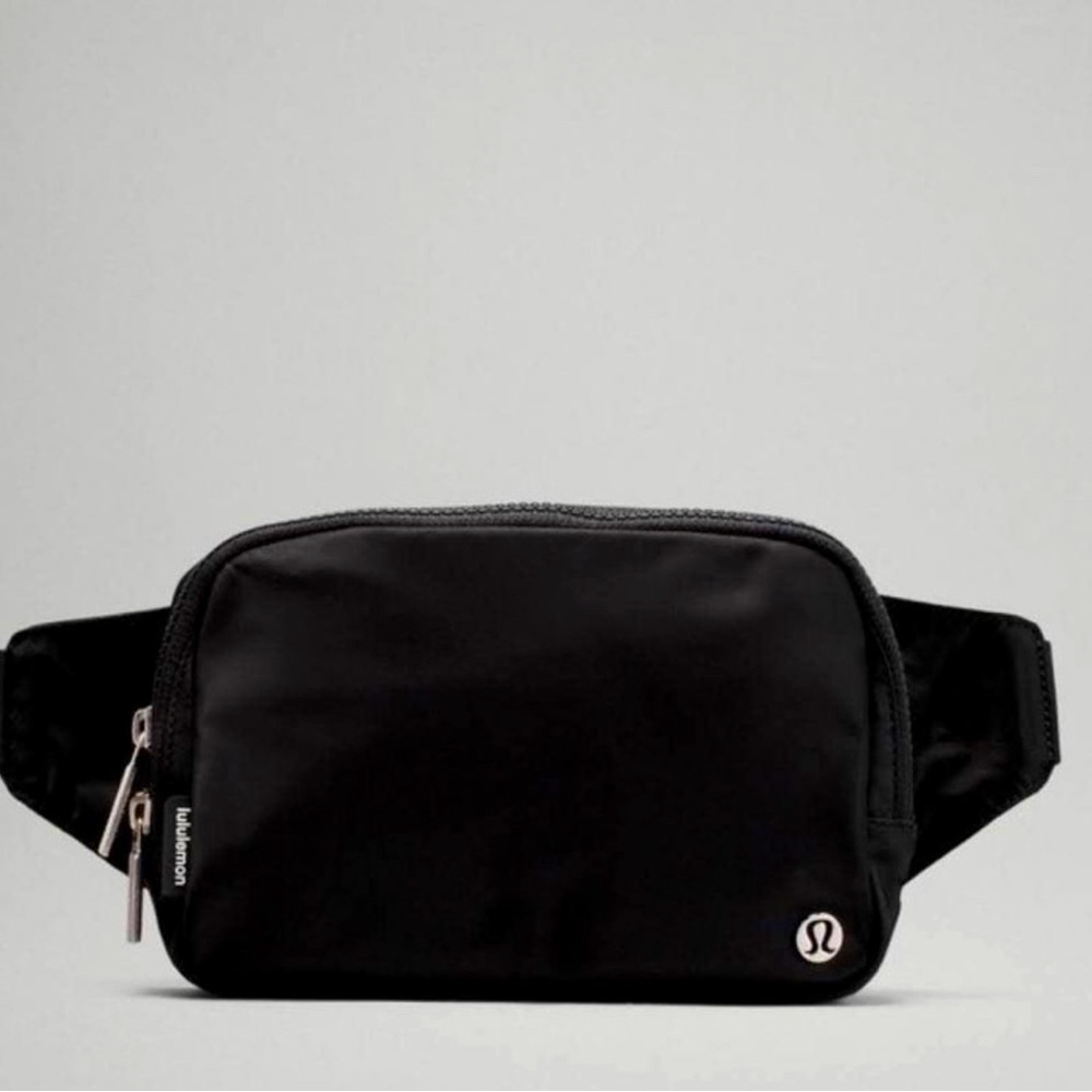 Lululemon Belt Bag, Large